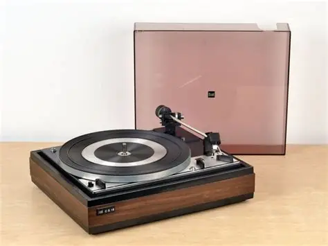 platenspeler uit de jaren 70